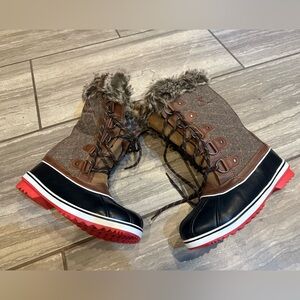 Womens 3M Thinsulate Boots Sz 8
